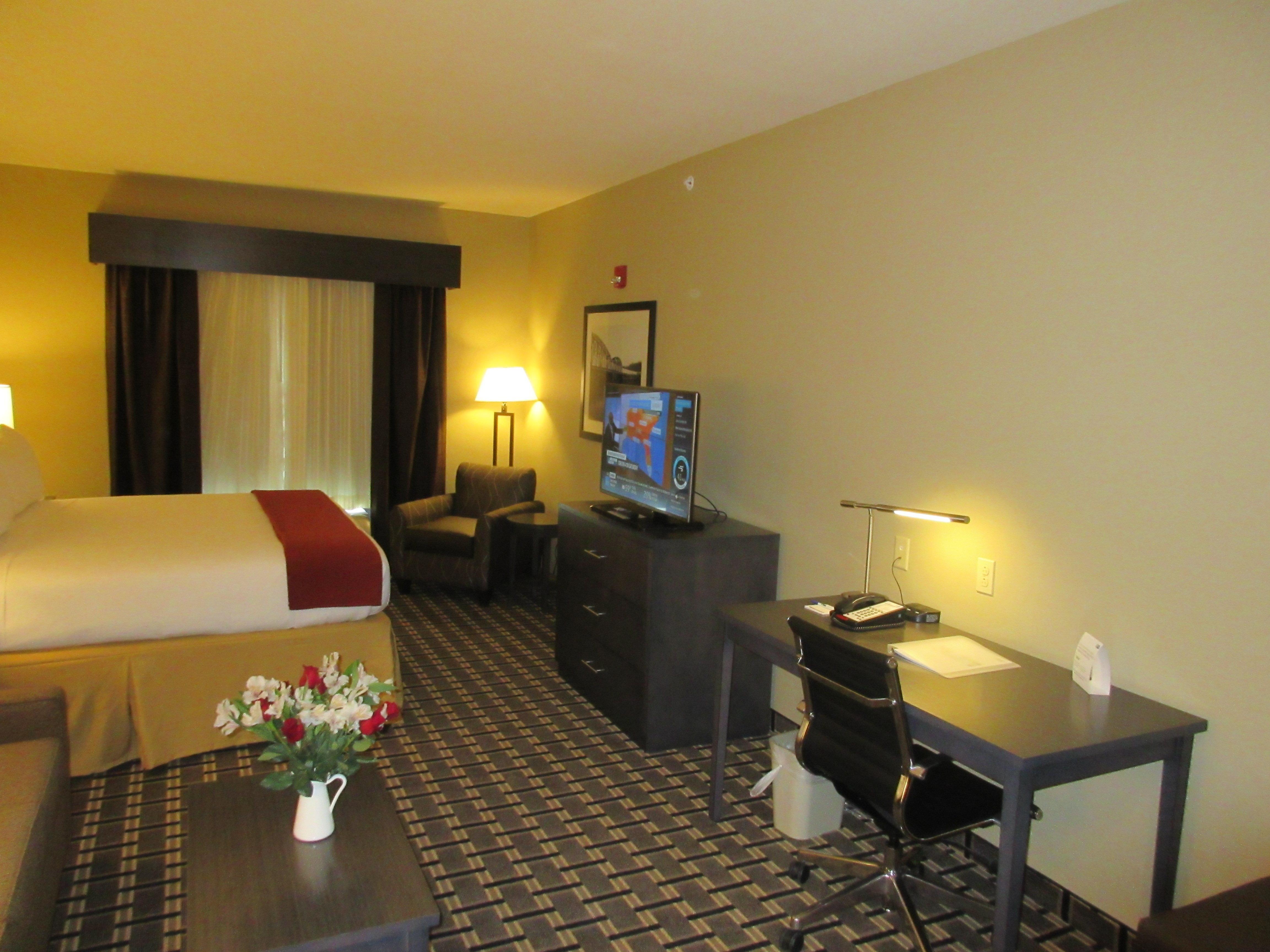 Holiday Inn Express & Suites Butler By Ihg Εξωτερικό φωτογραφία